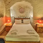 Bedrock Cave (adults Only) בית אירוח