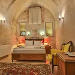 Bedrock Cave (adults Only) Pansiyon