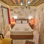 Bedrock Cave (adults Only) Pansiyon *