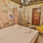 Pansiyon Bedrock Cave (adults Only) *