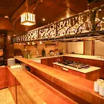 Bedrock Cave (adults Only) Pansiyon