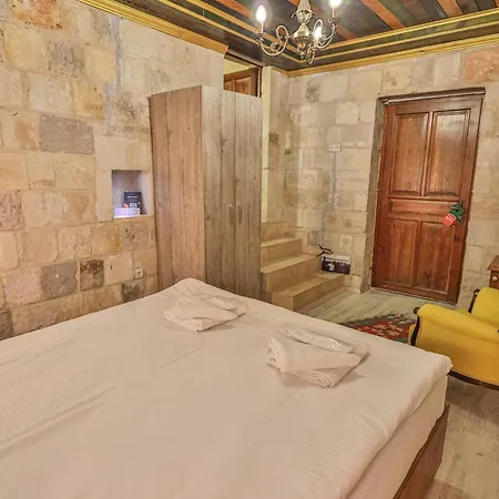 Pansiyon Bedrock Cave (adults Only) *