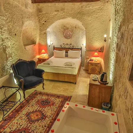 Bedrock Cave (adults Only) * Göreme
