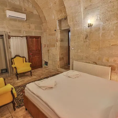Pansiyon Bedrock Cave (adults Only) *