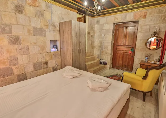 Homestay Bedrock Cave (adults Only) *