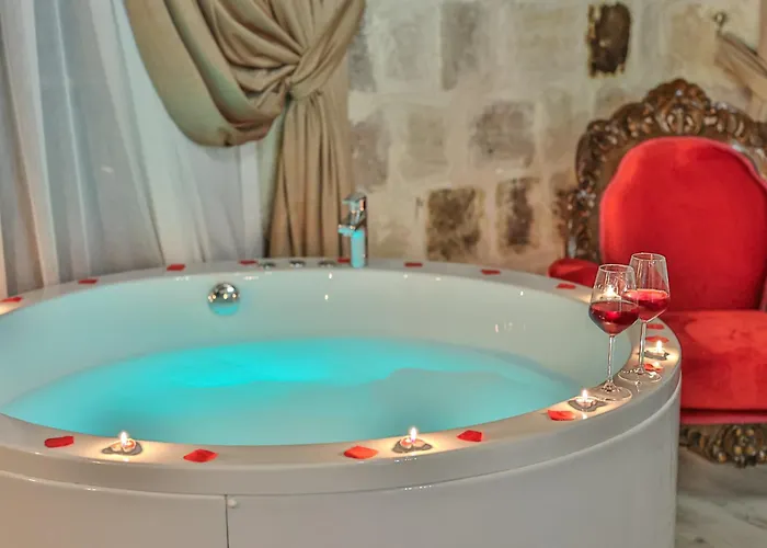 Bedrock Cave (adults Only) Göreme