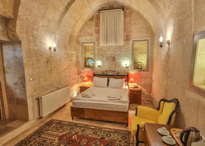 Bedrock Cave (adults Only) * Göreme