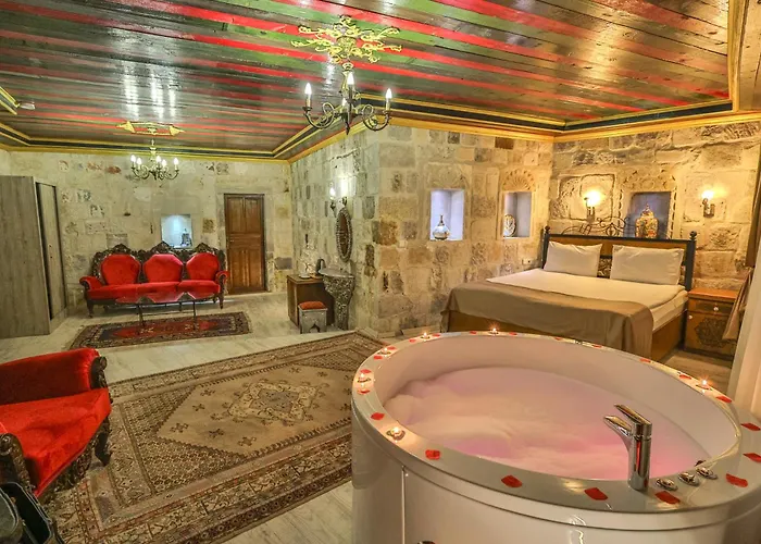 Bedrock Cave (adults Only) Göreme