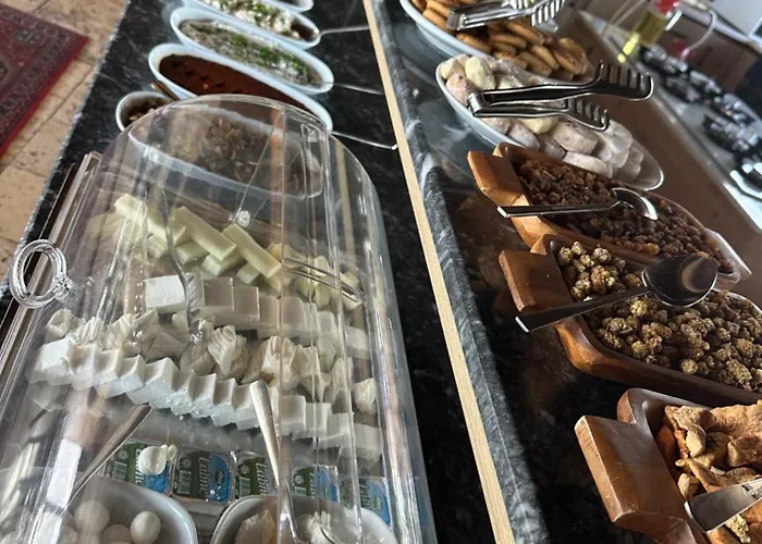 Bedrock Cave (adults Only) *