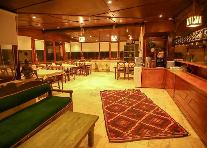 Bedrock Cave (adults Only) Göreme